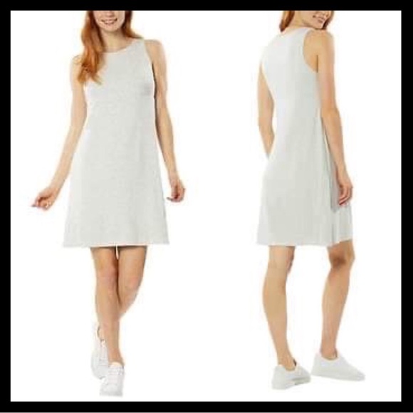 32 DEGREES Cool Reversible Dress
Colors: Teal & Light Grey - Picture 3 of 10